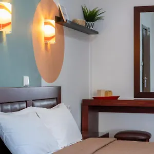  Apartment Naias
